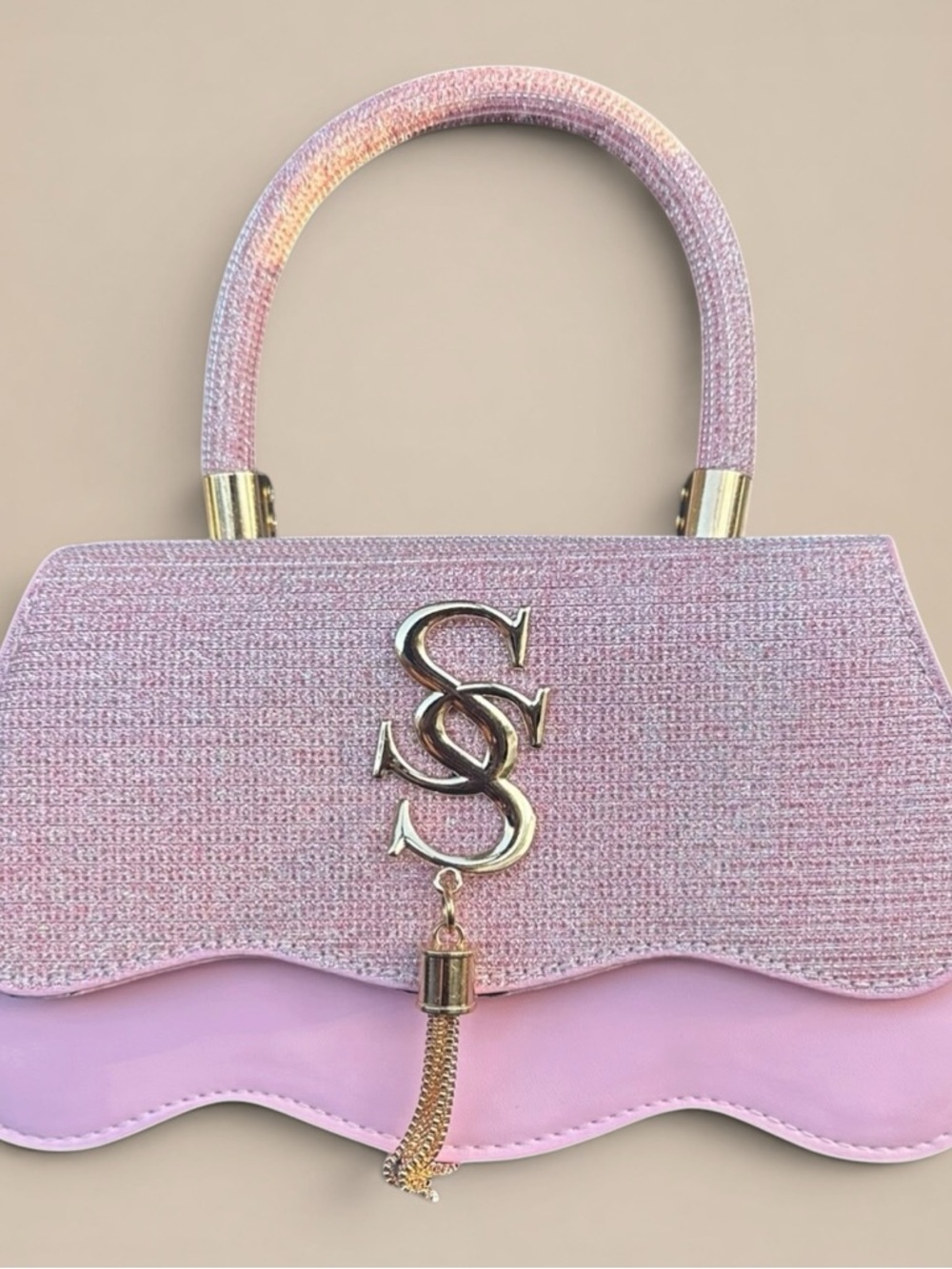 Pink Glam Mini Handbag – Gold Detail & Sparkle Top ✨ - Picture 2 of 6